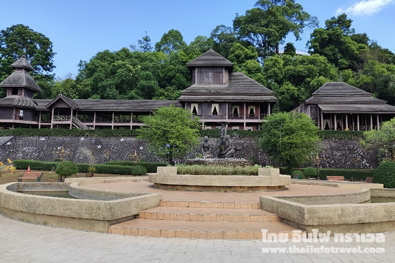 พระราชวังรัตนรังสรรค์