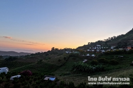 ม่อนแจ่ม