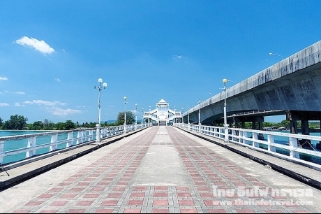 สะพานสารสิน